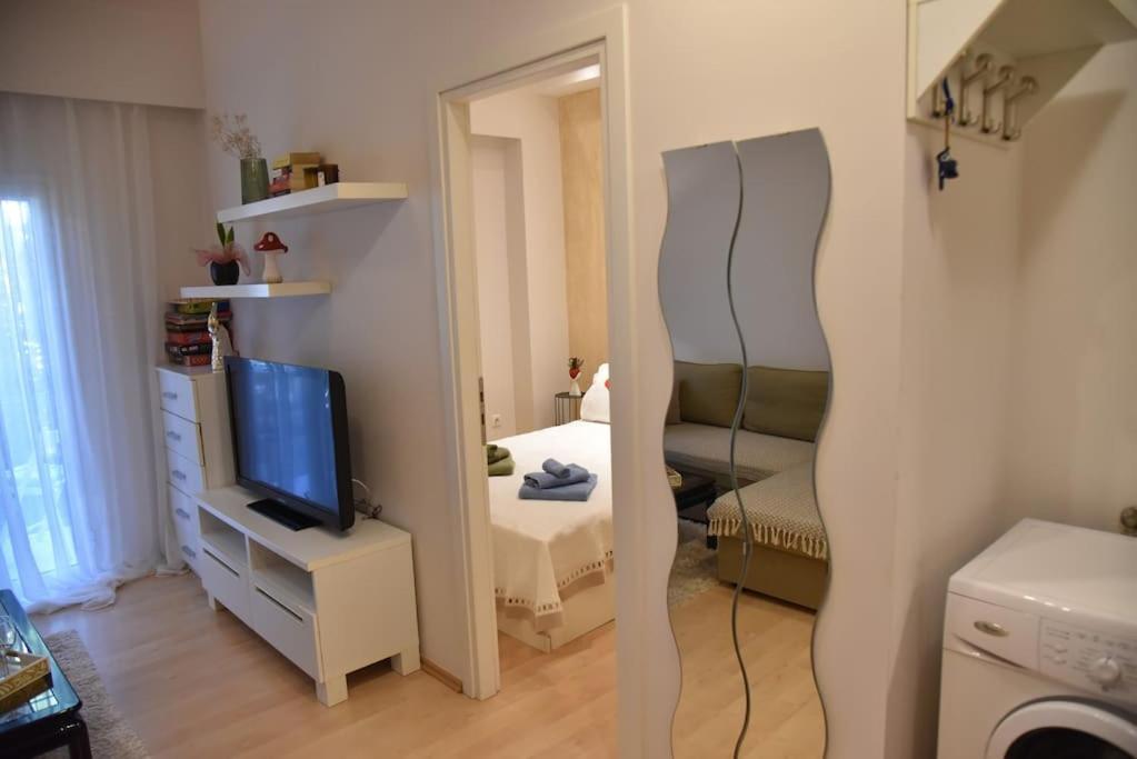 Tiny Treasure Apartment Atenas Exterior foto