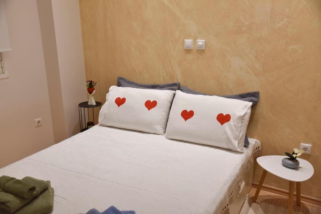 Tiny Treasure Apartment Atenas Exterior foto