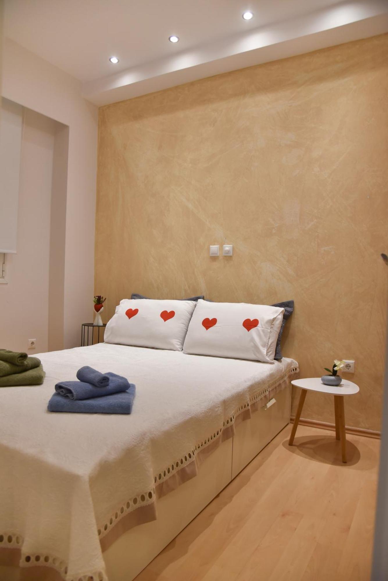 Tiny Treasure Apartment Atenas Exterior foto